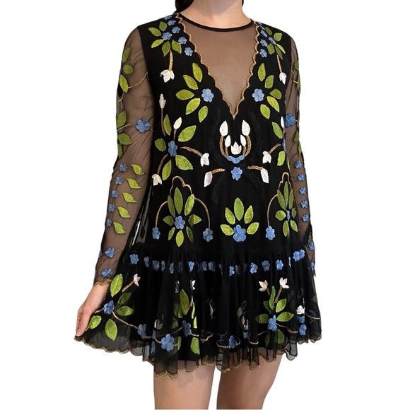 Free People Mini Dress Black Mesh Embroidered Boho Long Sleeve Size Extra Small - Picture 1 of 10
